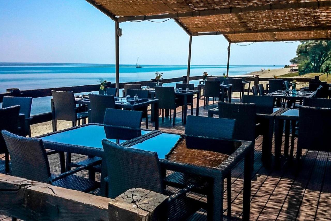 Villa Tous Conforts Avec Piscine Privee Et Acces Plage Червионе Экстерьер фото