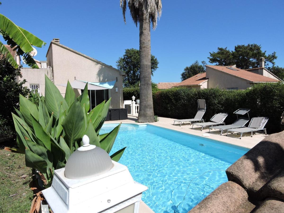 Villa Tous Conforts Avec Piscine Privee Et Acces Plage Червионе Экстерьер фото
