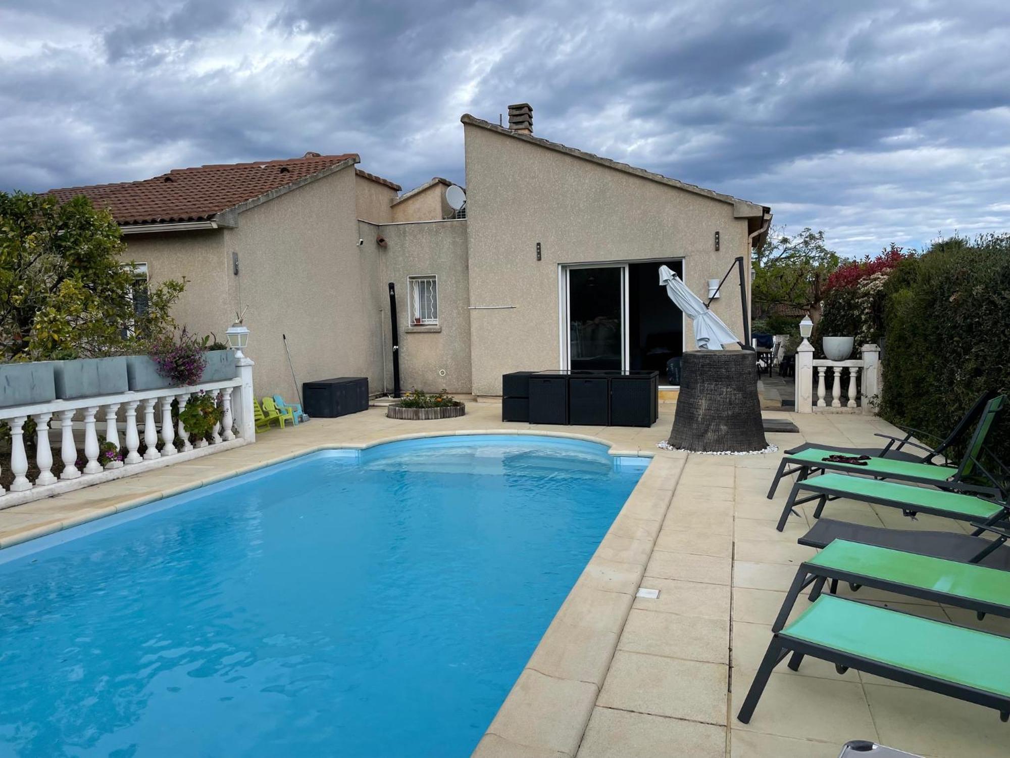 Villa Tous Conforts Avec Piscine Privee Et Acces Plage Червионе Экстерьер фото