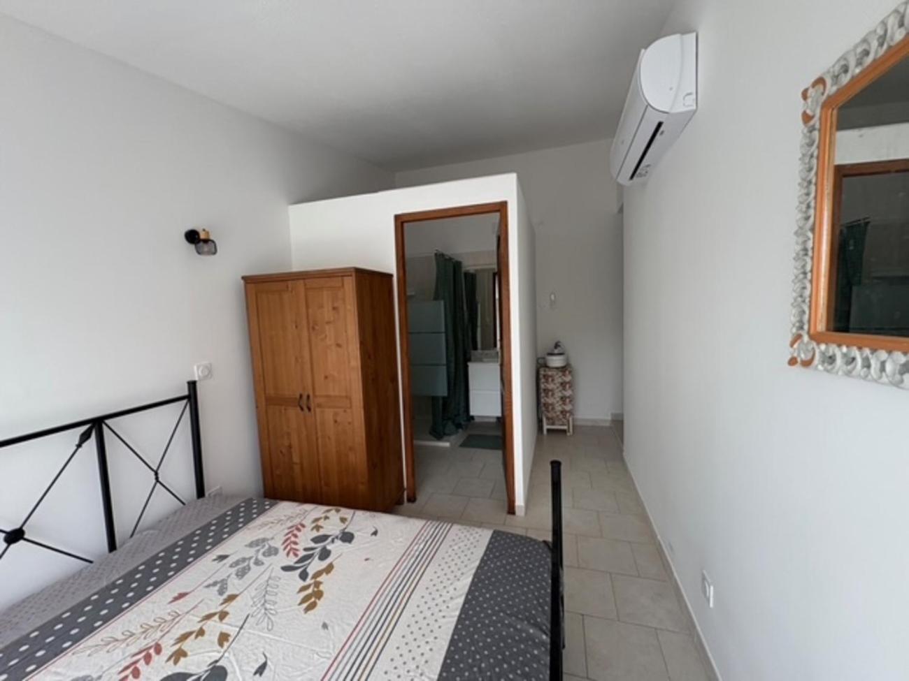 Villa Tous Conforts Avec Piscine Privee Et Acces Plage Червионе Экстерьер фото