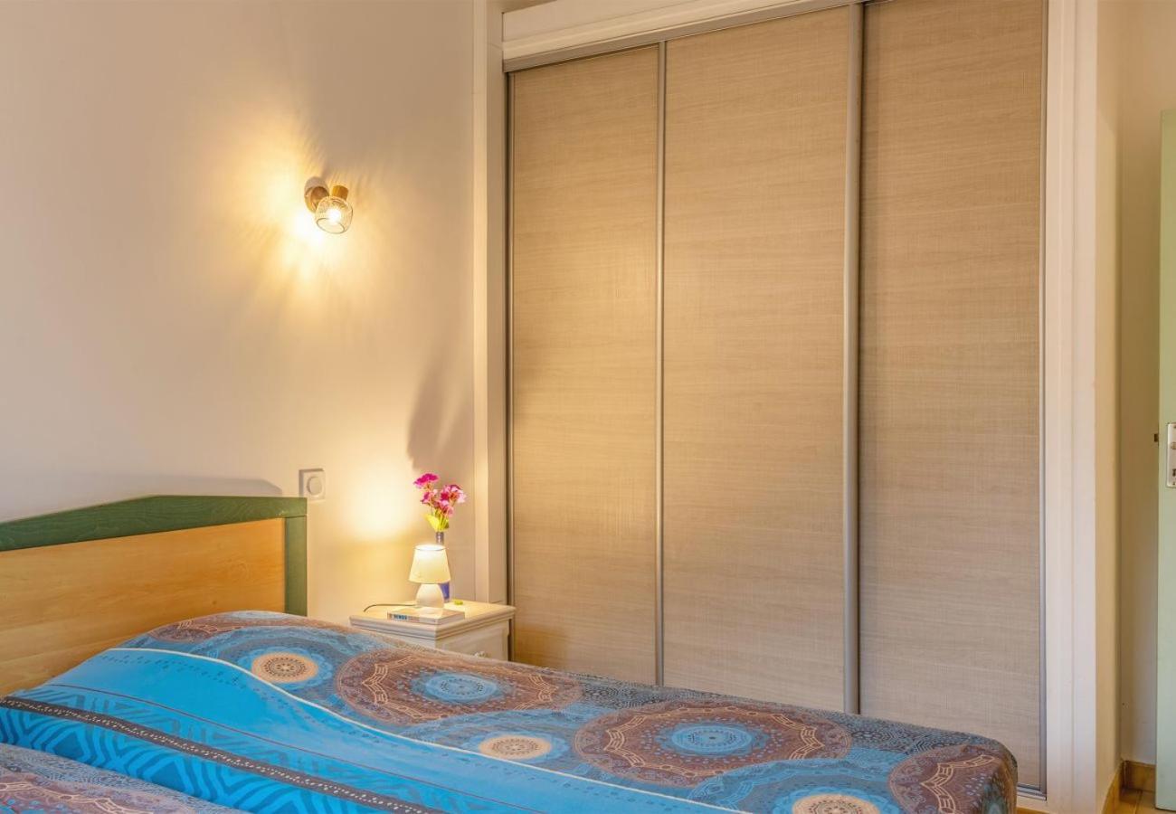 Villa Tous Conforts Avec Piscine Privee Et Acces Plage Червионе Экстерьер фото